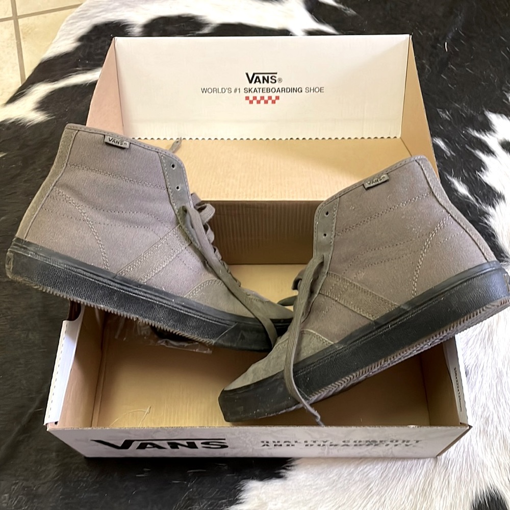 Latest Crockett Vans, like new, worn three times. Men’s 10.5.